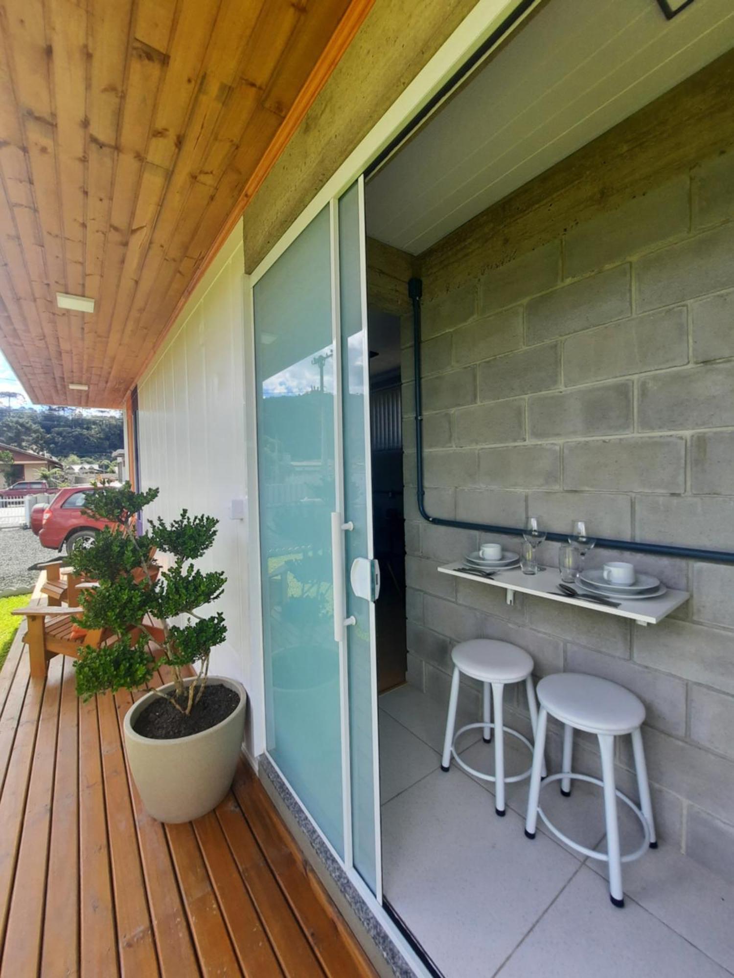 Container Guesthouse - 1 Apartment